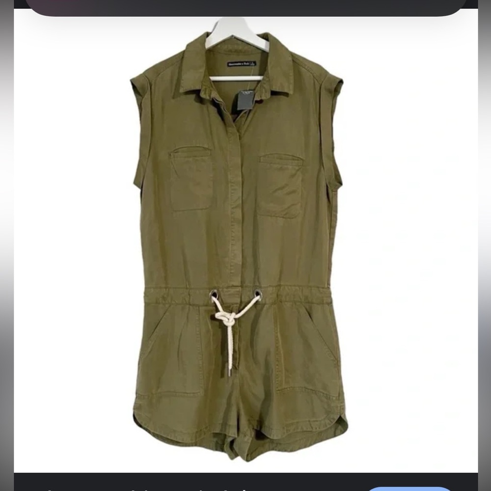 Abercrombie & Fitch Olive Green Jumpsuit